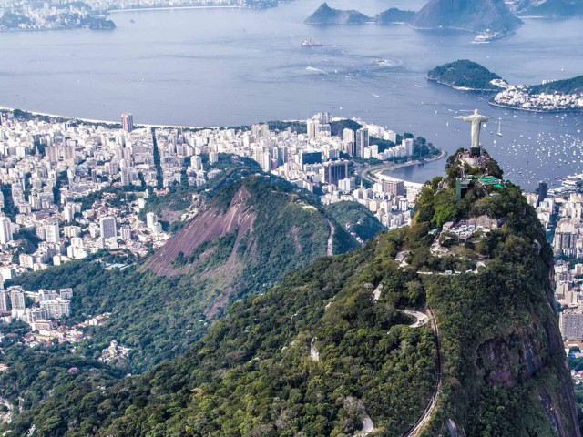 Blick von oben auf Rio de Janeiro 