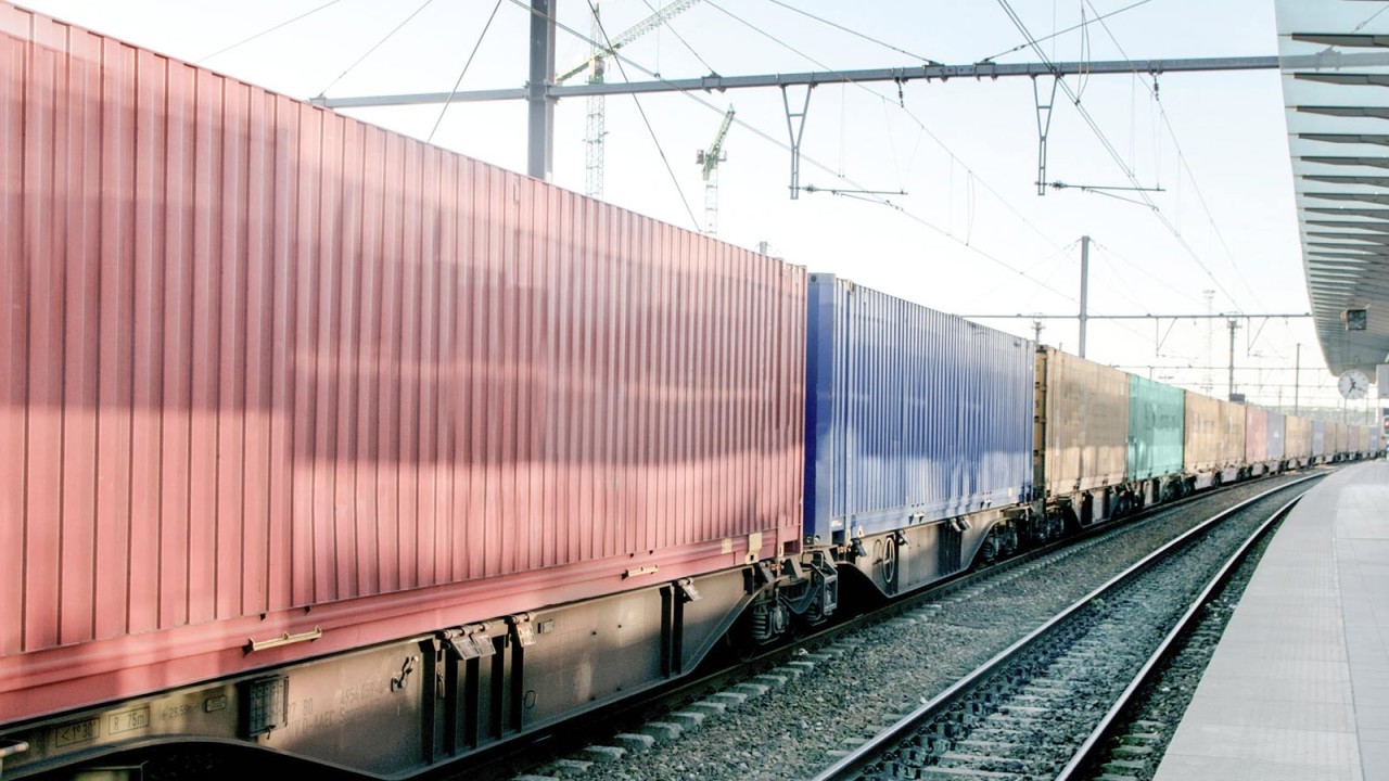 SBB-Cargo "Weil Güter auf die Schiene gehören"